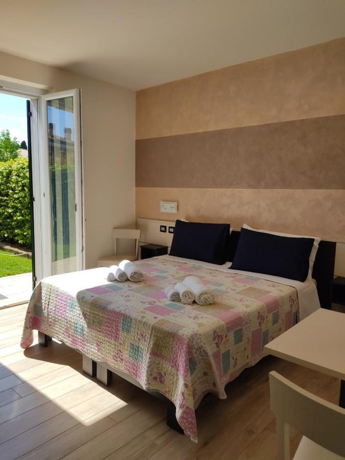 Casa Pepe Bed & Breakfast Colà Exterior foto